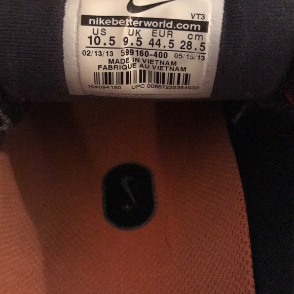 SOLDNike trainers. Sz 10.5. Lots of life. - Picture 8 of 8